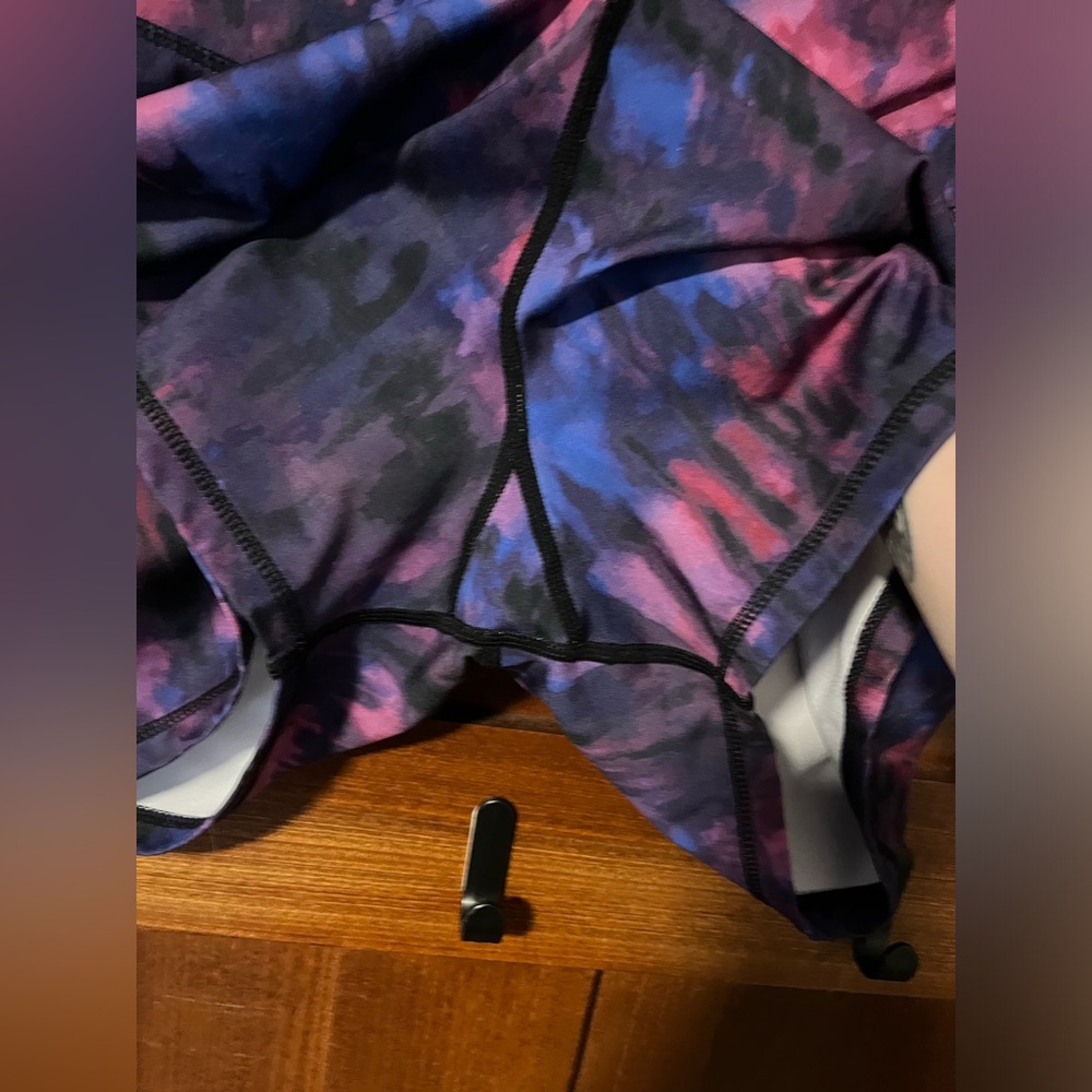 HDE Women’s Activewear/Yoga Shorts - Picture 7 of 9